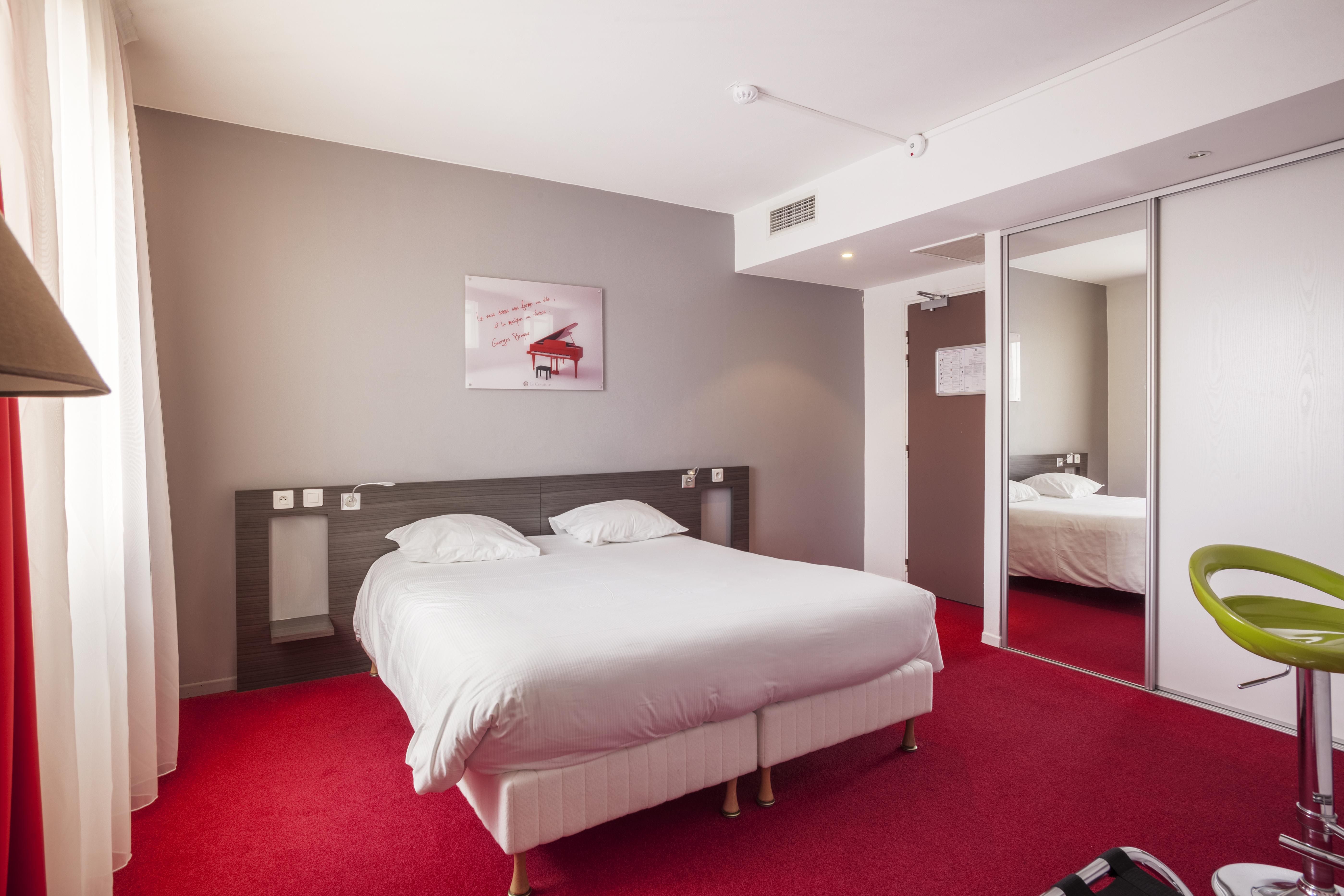 Hotel Le Cousture Toulouse Bagian luar foto